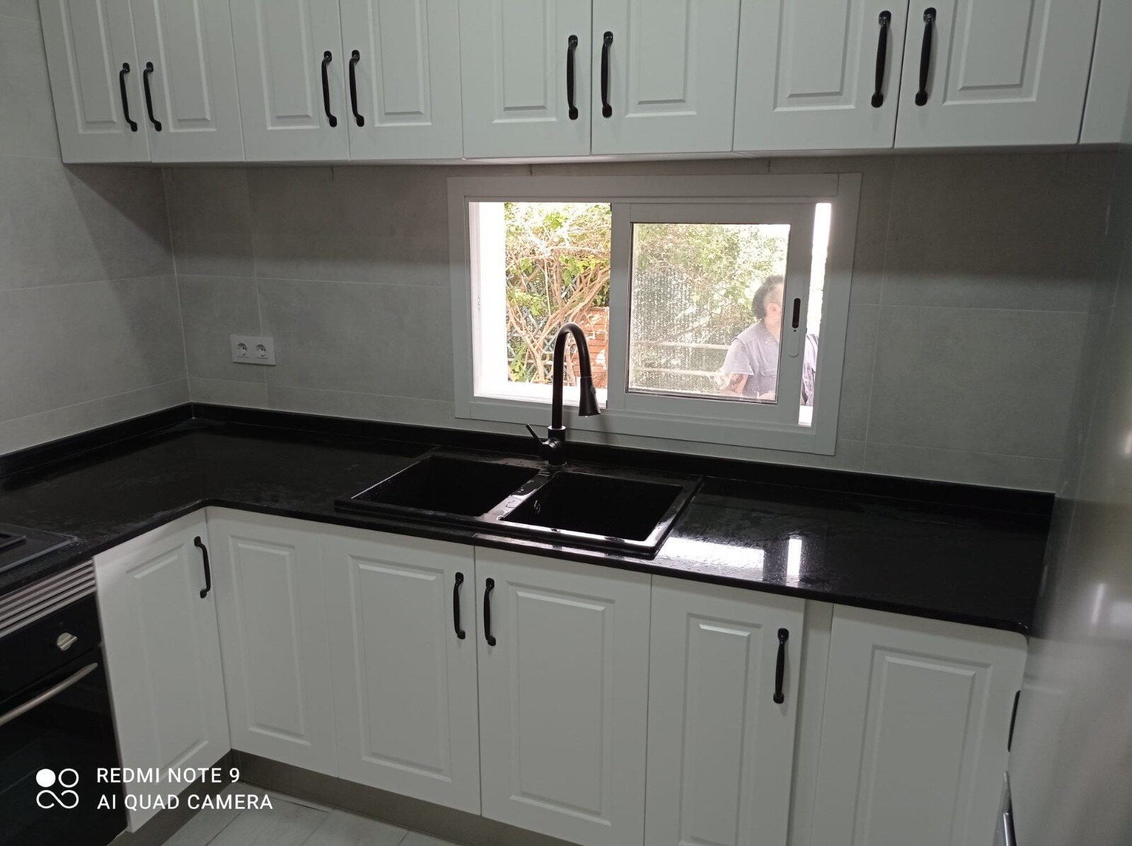 Cocina con encimera de granito